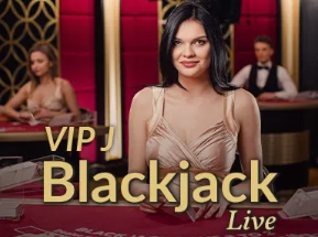 太阳报谈诺坎普：顶层看台等大量工作未完工，球场仍像是建筑工地